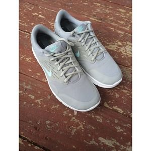 Nike Orive NM Womens Size 8.5 Gray Lace Up Running Shoes Sneakers 677136-031